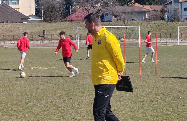 După ce antrenorii străini au fost demiși, „lanterna roșie” a numit un tehnician-surpriză