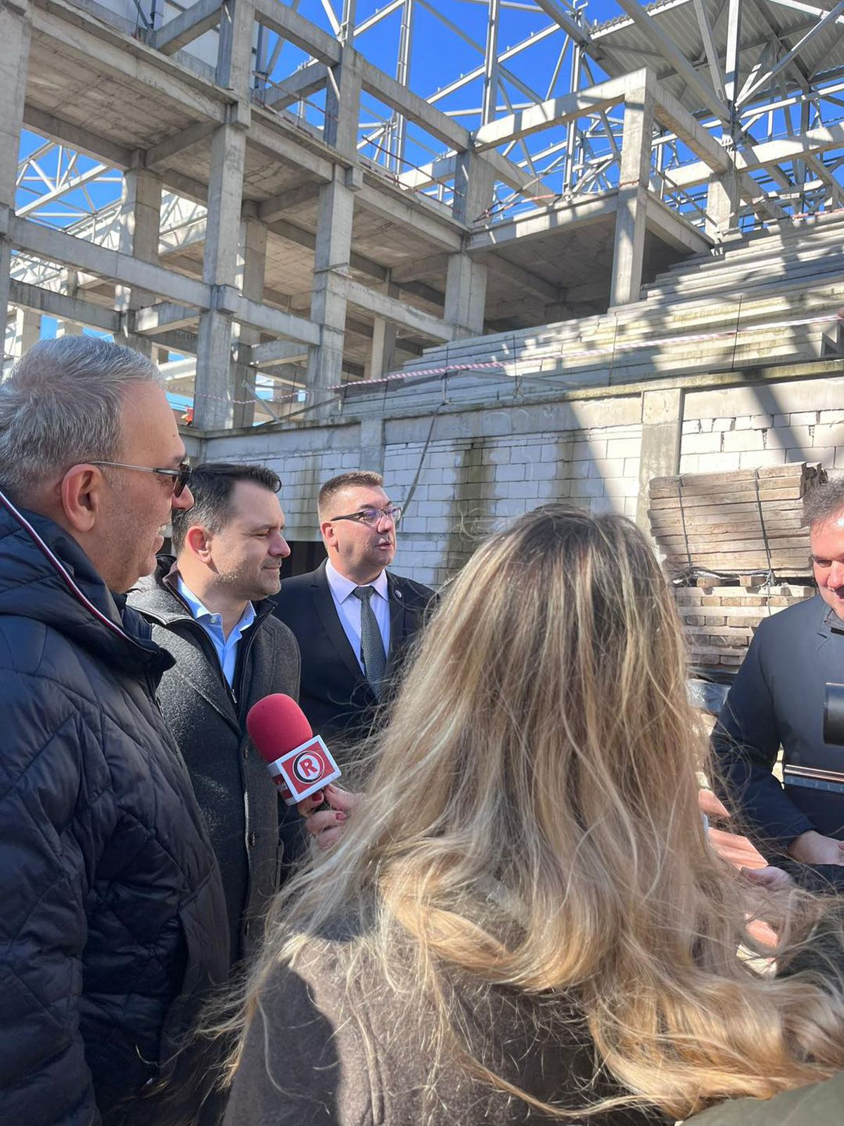 S-au apucat din nou de treabă! » Am mers pe șantierul încremenit: abia după inspecția ministrului Cseke Atilla lucrurile au început să se miște