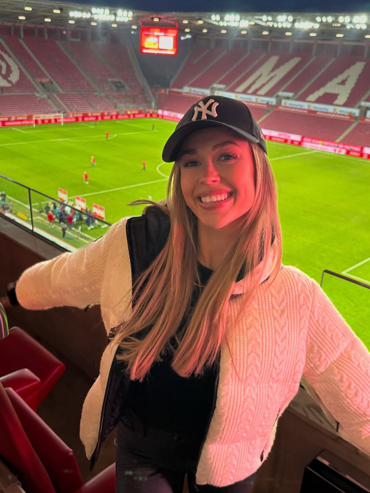 Lena Schwender, partenera portarului Daniel Batz