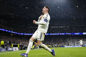 Două goluri în 7 minute în Real Madrid - Manchester City »  Un puști de 18 ani, titular în premieră!