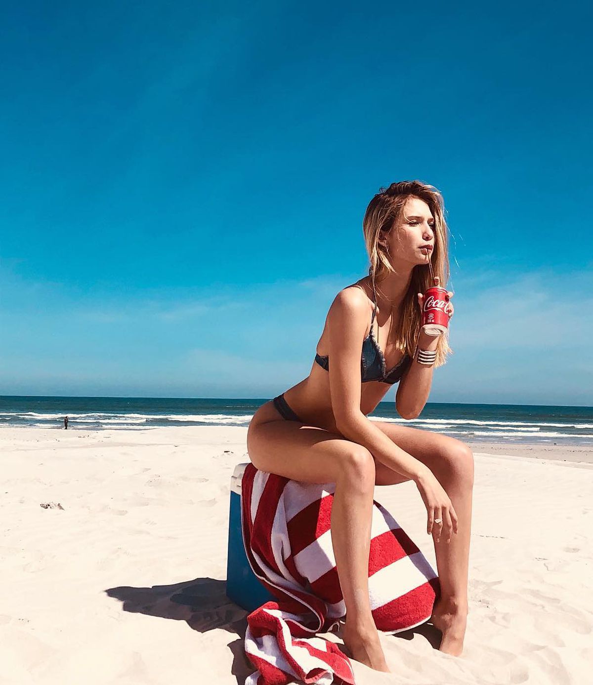 GALERIE FOTO S-a aflat secretul: Alexis Sanchez, la izolare cu un supermanechin sud-african