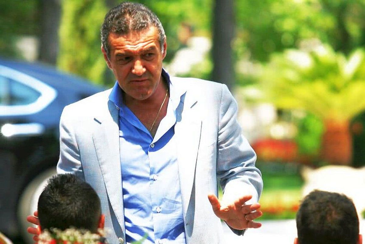 Gigi Becali continuă seria atacurilor la arbitri: „La meciurile FCSB-ului se bagă dracu'!”