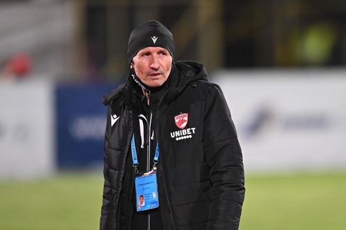 Gigi Mulțescu a anunțat în urma eșecului suferit de Dinamo cu Clinceni, scor 1-3,  că e dispus să renunțe la post. Rezultatele dezastruoase nu constituie singurul motiv pentru care antrenorul e decepționat.