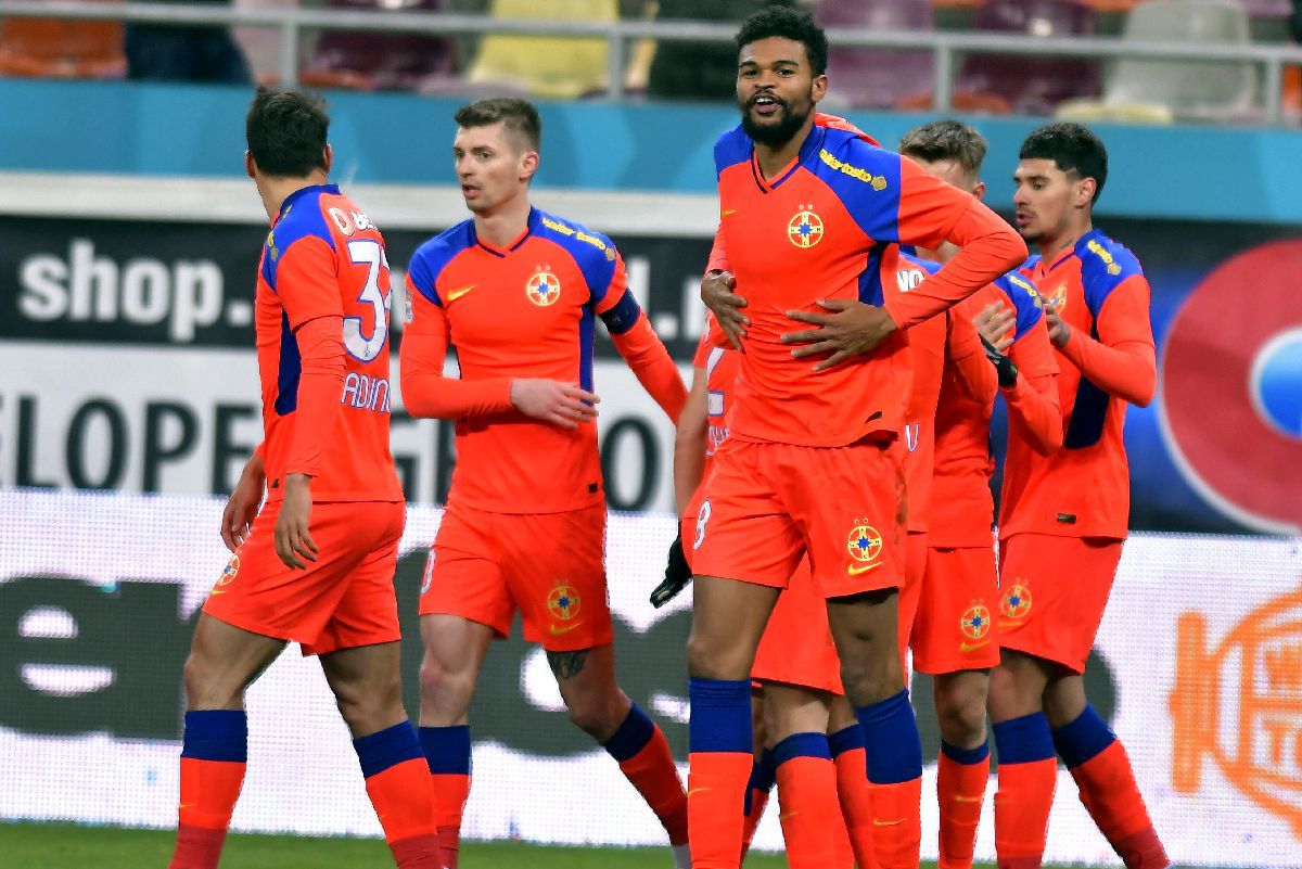 „Nu-mi place!” » Un titular de la FCSB, contestat în direct: „La noi vin doar jucători luați de pe internet!”