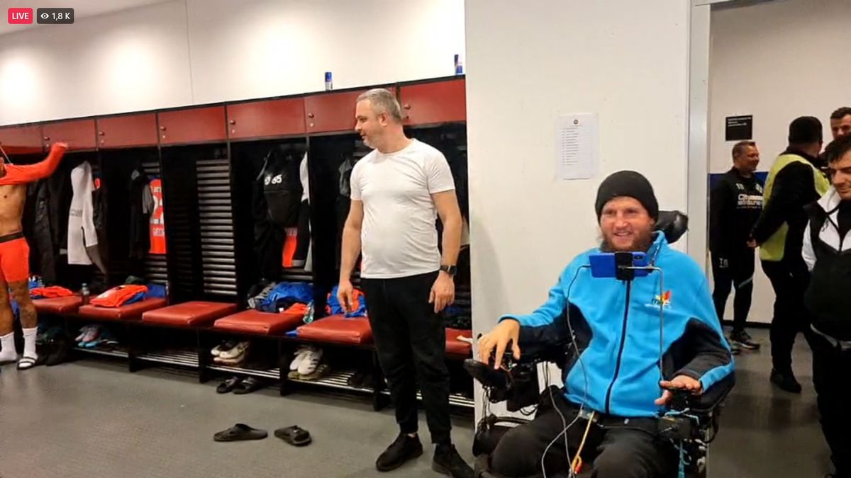 Mihai Neșu, în vestiarul FCSB: „E prima oară pe Arena Națională” » Imagini emoționante