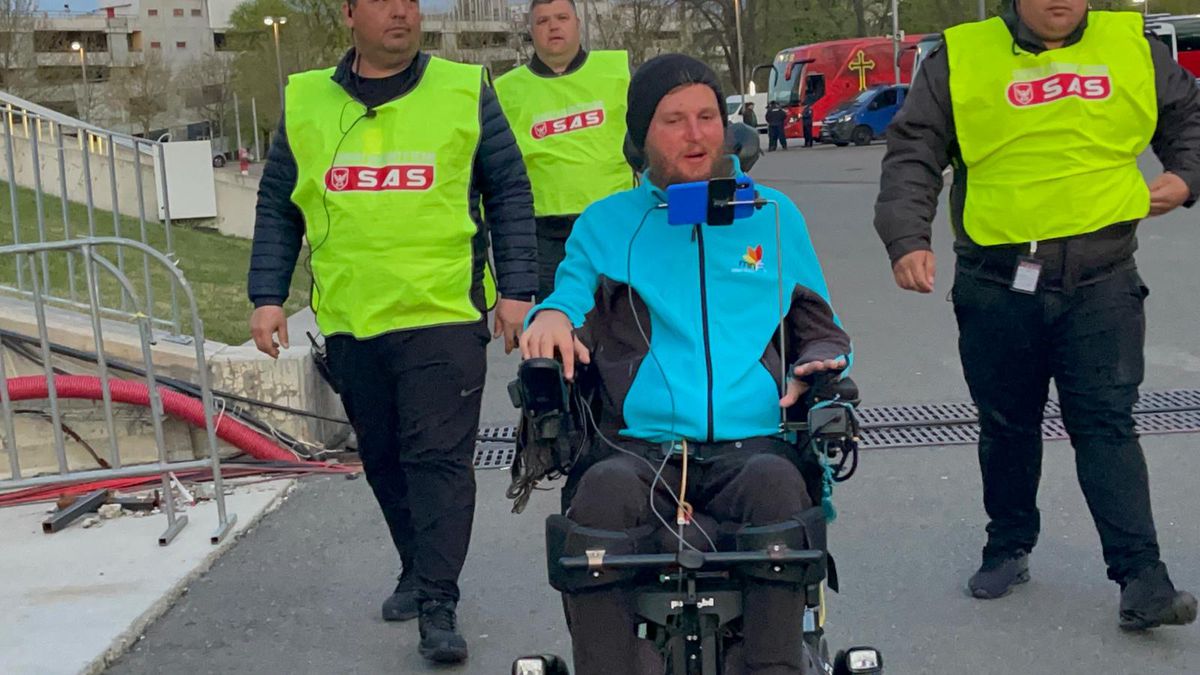 Mihai Neșu, în vestiarul FCSB: „E prima oară pe Arena Națională” » Imagini emoționante