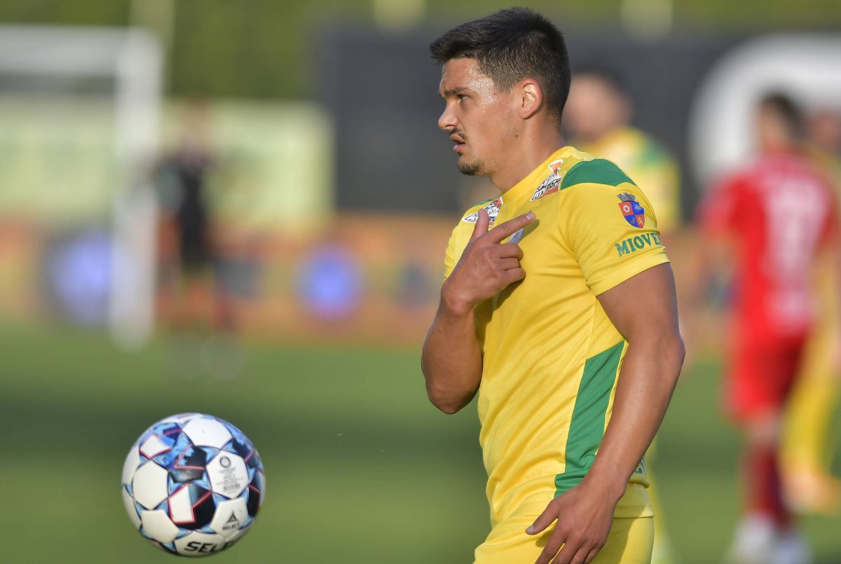 Ratarea campionatului? Ocazie uluitoare în primul meci al zilei din Liga 1