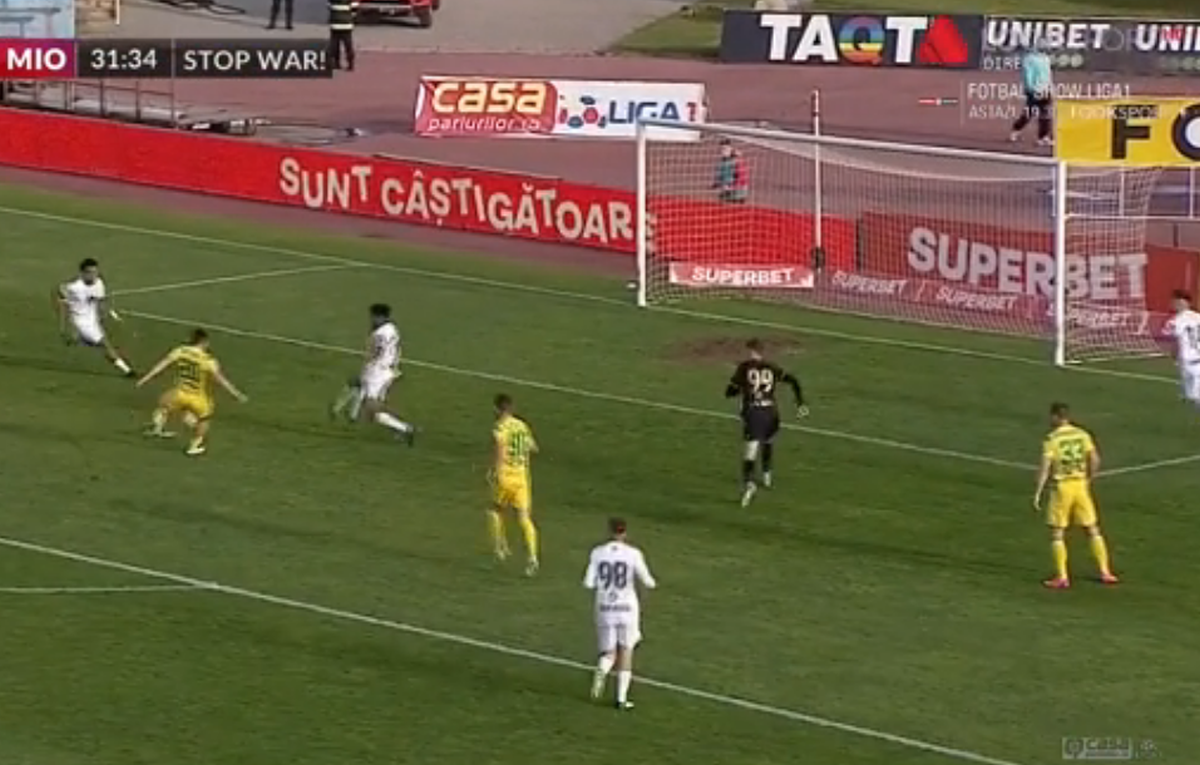 Ratarea campionatului? Ocazie uluitoare în primul meci al zilei din Liga 1