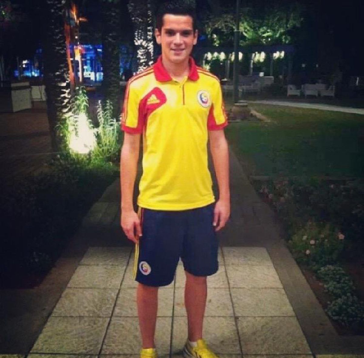 Două episoade uluitoare de la loturile naționale » Selecționerul a certat o „fantomă” + Medicul a luat la înjurături un junior