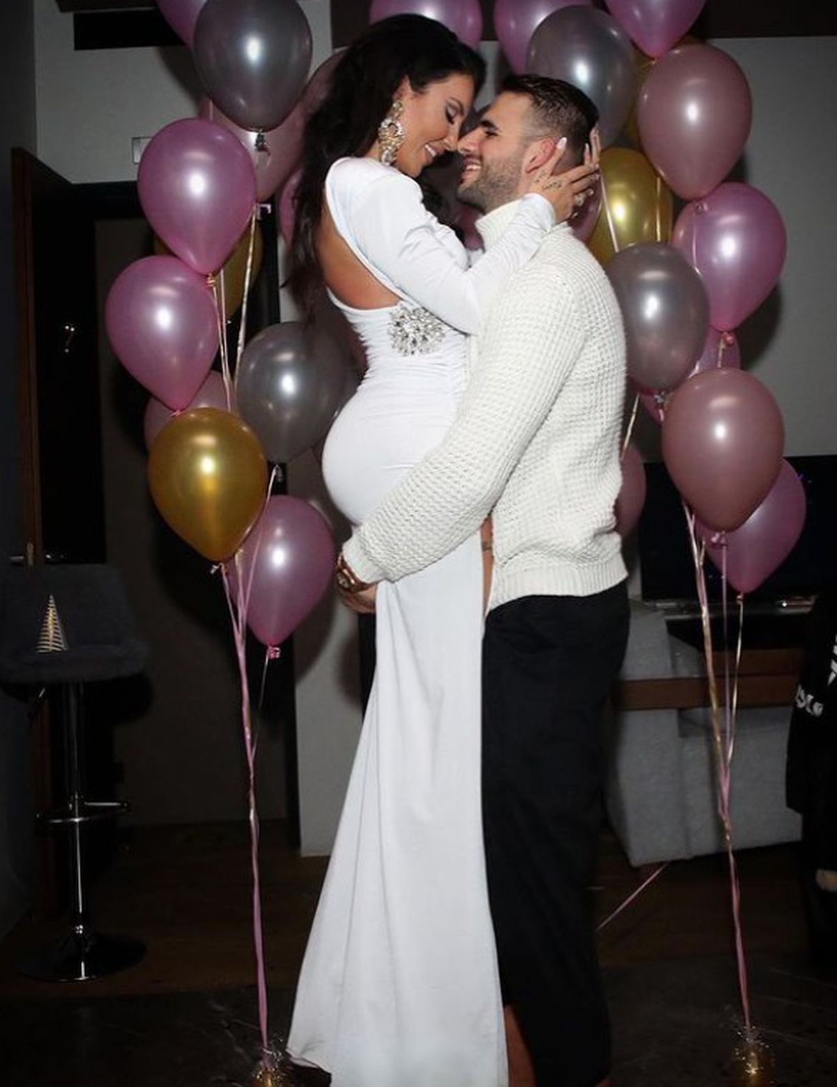 Pus pe liber și de soție! Scandalurile se țin scai de cel mai hulit fotbalist al momentului din Superligă. Iubita lui a leșinat când a aflat pe unde umbla