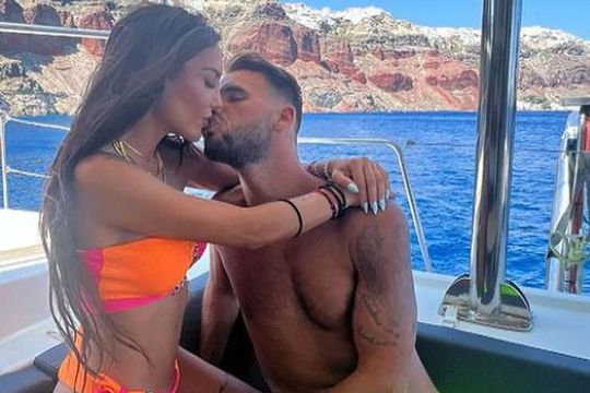 Grecul Panagiotis Tachtisdis (33 de ani), mijlocașul de la CFR Cluj care a provocat cutremurul de la clubul din Gruia și despre care Mutu tocmai a declarat că speră să nu-l mai vadă niciodată, are probleme și acasă, scriu jurnaliștii din țara lui natală.