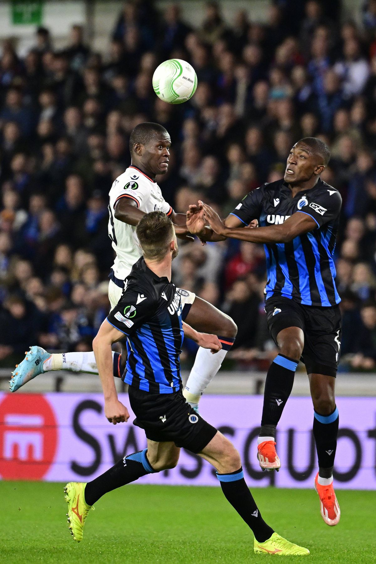 Răzvan Lucescu a pierdut primul turnir cu Brugge » 3 victorii ale gazdelor în „sferturile” Conference League