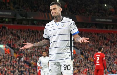 Nu trage, dom' Scamacca! » Liverpool, spulberată pe Anfield în „sferturile” Europa League. Toate rezultatele serii