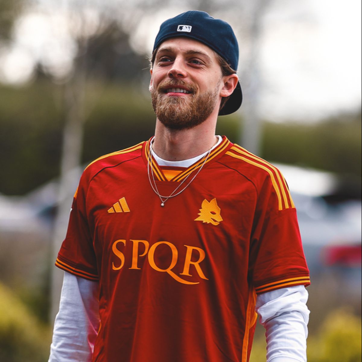 „Parada modei” în Premier League » Au îmbrăcat tricouri celebre cu un scop caritabil: „De aici ne-a venit ideea”