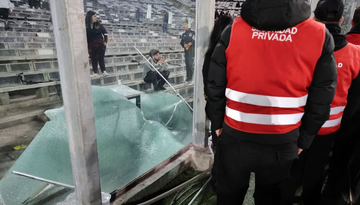 Incidente grave la meciul Colo Colo - Fortaleza de la Santiago de Chile, soldate cu cel puțin doi morți