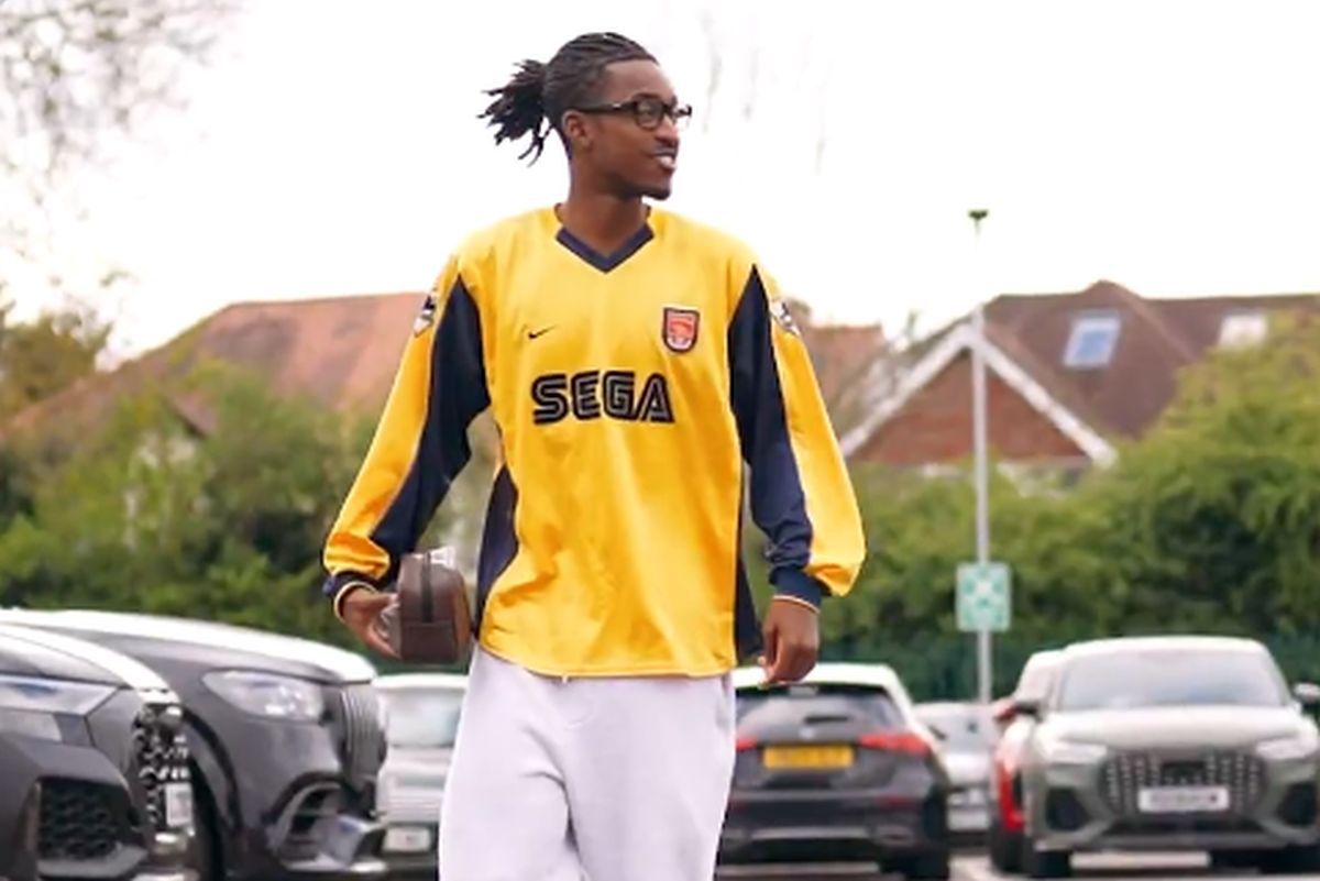 „Parada modei” în Premier League » Au îmbrăcat tricouri celebre cu un scop caritabil: „De aici ne-a venit ideea”