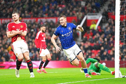 Liam Delap, sărbătorind un gol al lui Ipswich pe Old Trafford // foto: Guliver/gettyimages