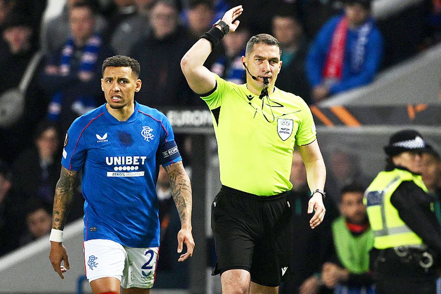 Istvan Kovacs în Rangers - Athletic Club // foto: Guliver/gettyimages Marius Avram a analizat prestația lui Istvan Kovacs din Rangers - Bilbao: „Sunt două greșeli importante”