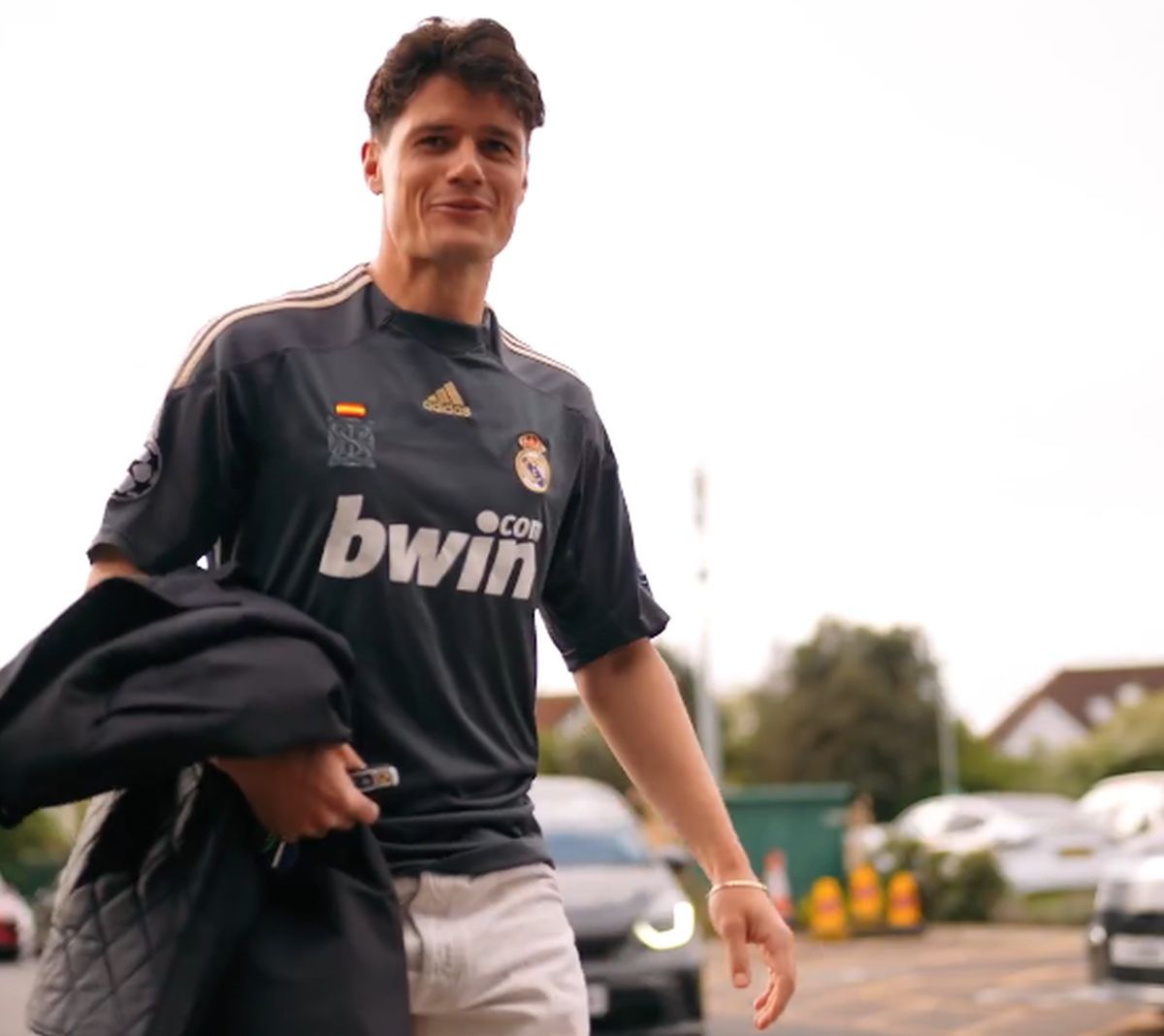 „Parada modei” în Premier League » Au îmbrăcat tricouri celebre cu un scop caritabil: „De aici ne-a venit ideea”