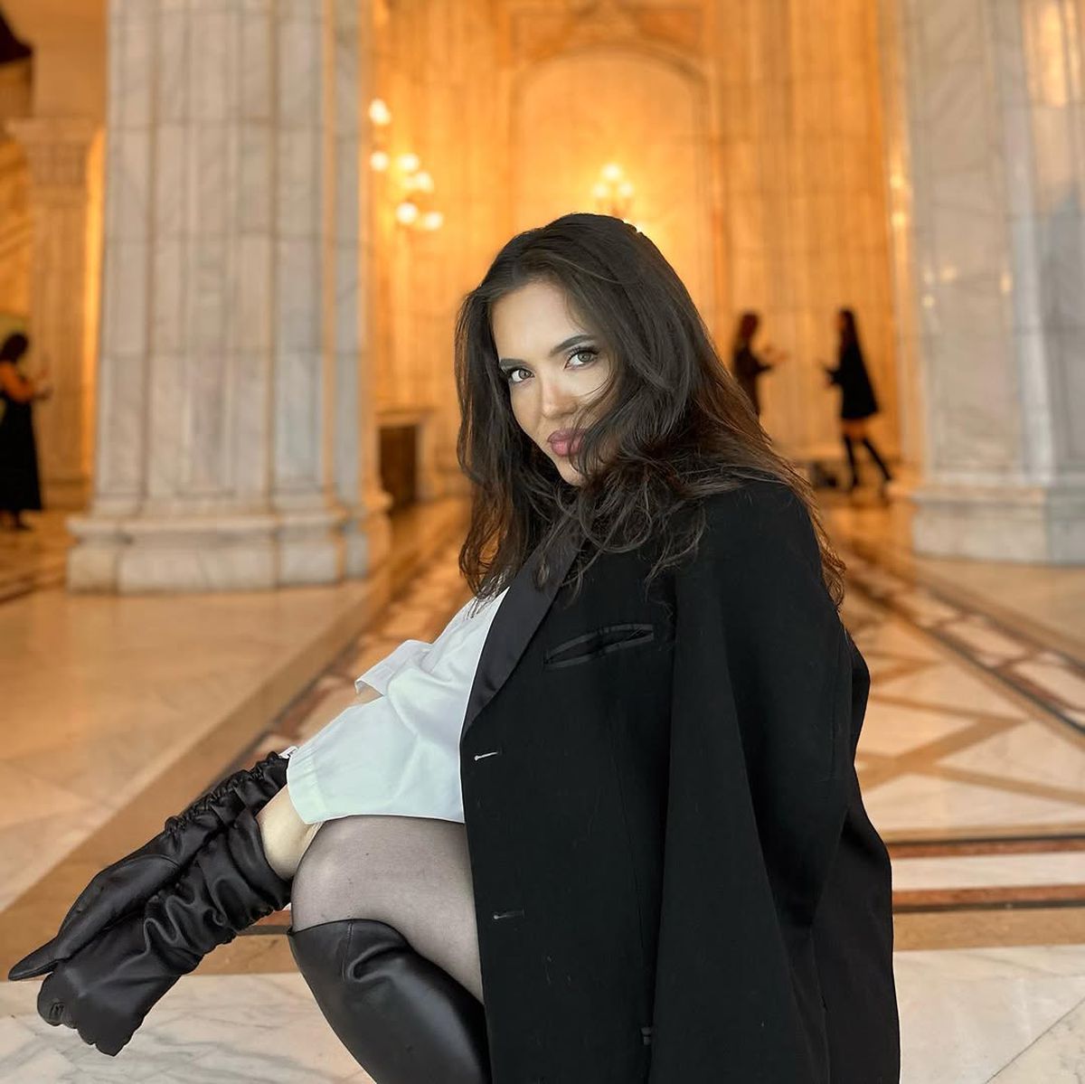 „M-a luat cu călduri! Ce-mi faci!” » „Cea mai frumoasă dinamovistă” are o poziție-cheie în club: „Dacă știu primul «11»? Hai să vedem!”. Ce spune că nu va face „niciodată” la Dinamo