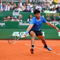 Carlos Alcaraz în acțiune pe zgura de la Monte Carlo FOTO Imago Images