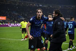 „Pariul” lui Cristi Chivu la Inter a dezvăluit relația pe care o are cu antrenorul român: „Fotografia asta arată totul”