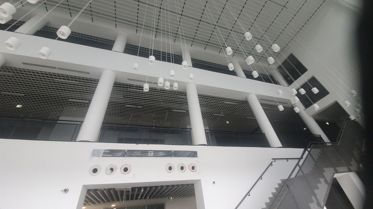 Gazeta a intrat în cea mai spectaculoasă Polivalentă din Moldova: „O experiență stelară!” + Sala de 35 de milioane de euro e finalizată 99,9%