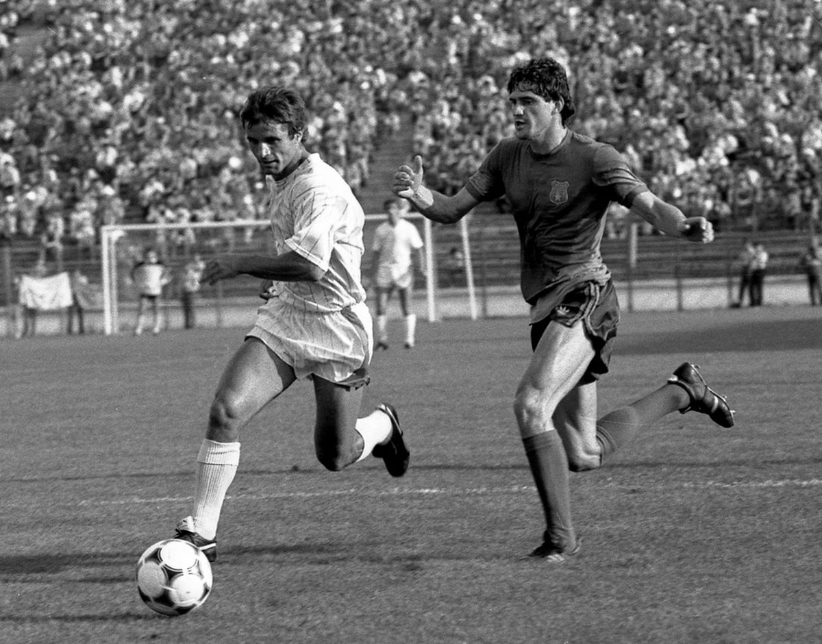 RETRO GSP. 29 de ani de la retragerea lui Orac. „Dădeam gol cu Inter, gol cu Hamburg, gol cu Liverpool, dar la națională n-aveam loc!”