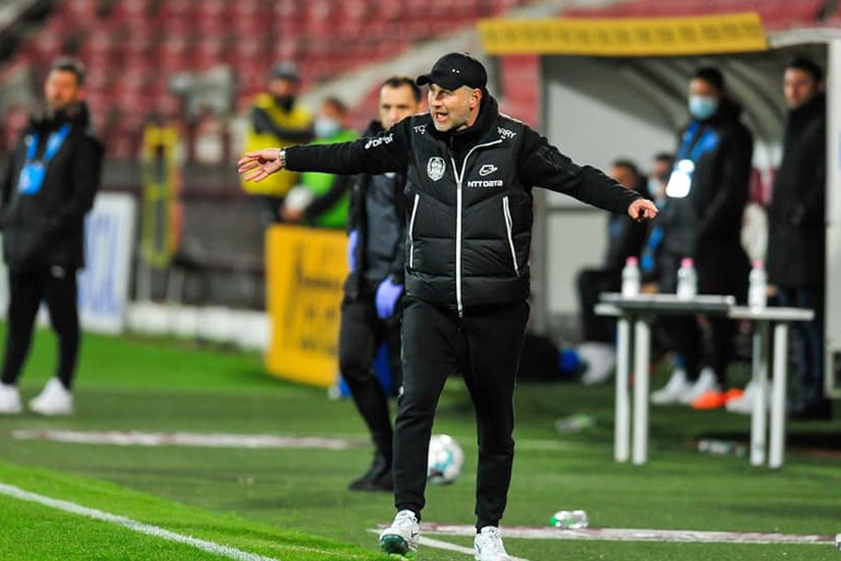 Iordănescu jr. și Petrea, făcuți praf în direct: „Două mascote de antrenori! E o tragedie că unul dintre ei va lua titlul”