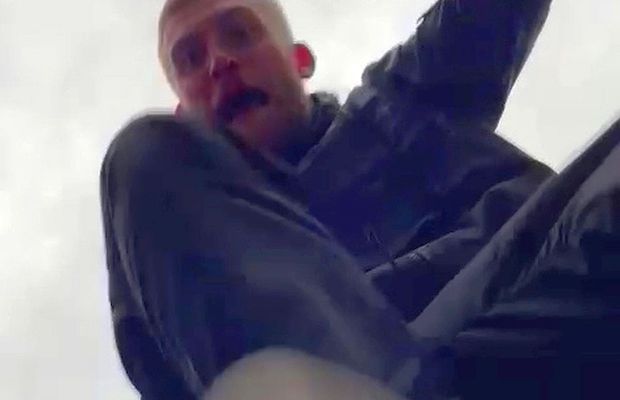 Atacant din Premier League la închisoare, după ce a bătut sălbatic un tânăr pe stradă!