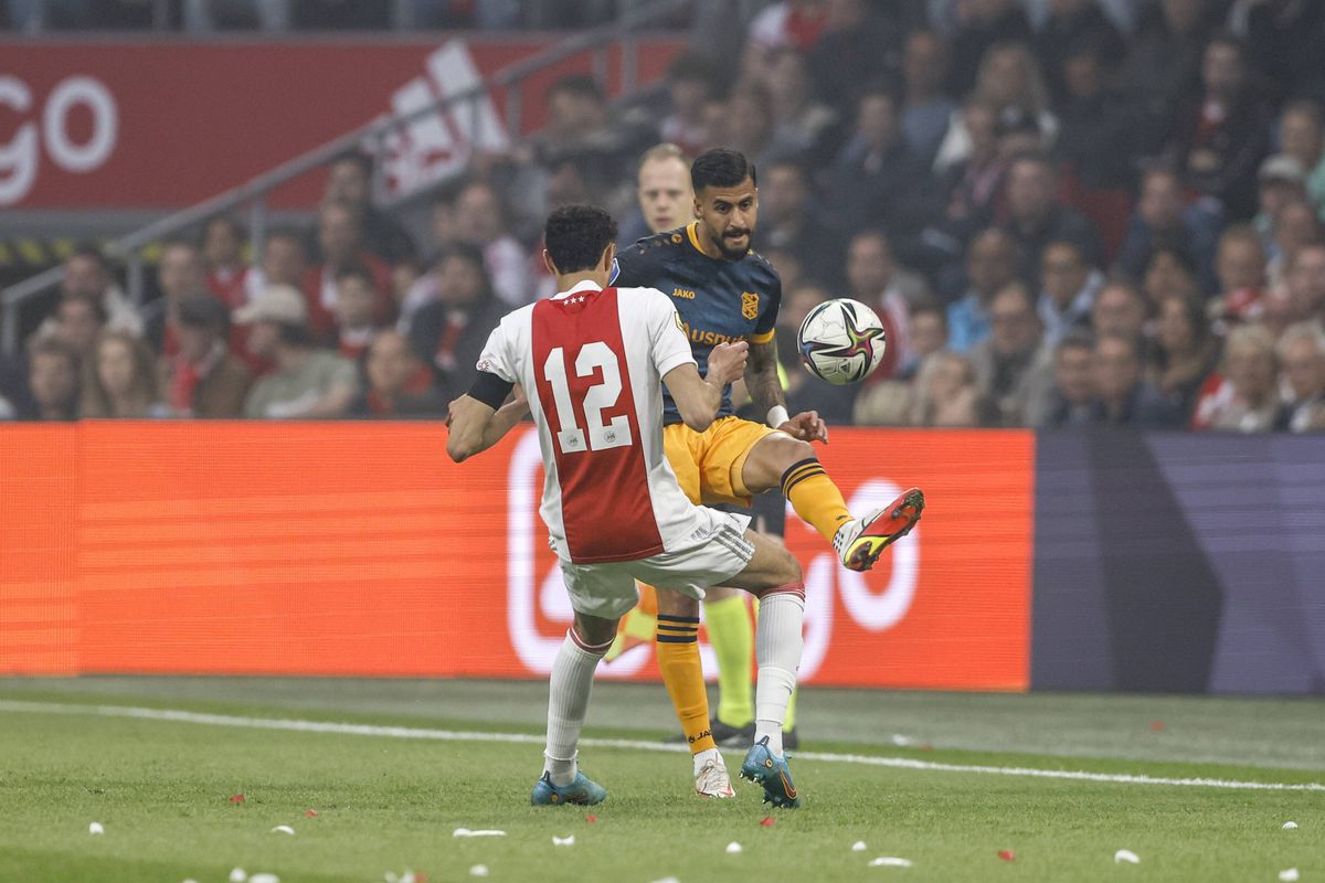 Ajax - Heerenveen 5-0, „lăncierii” sunt noii campioni ai Olandei