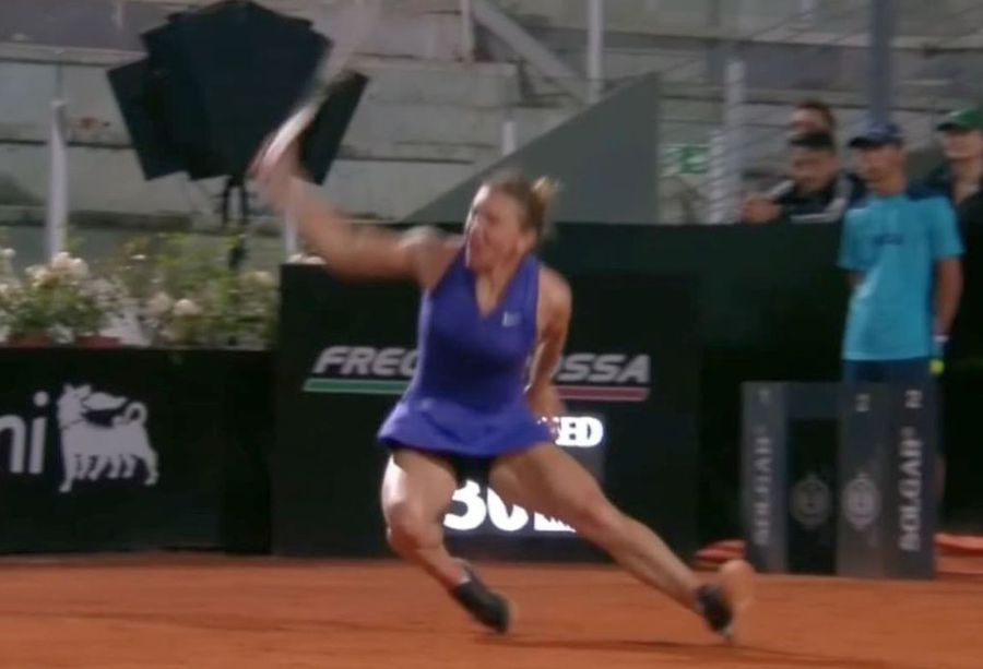 FOTO: Captură DigiSport Simona Halep, eliminată în turul 2 de la Roma » Collins s-a impus în două seturi