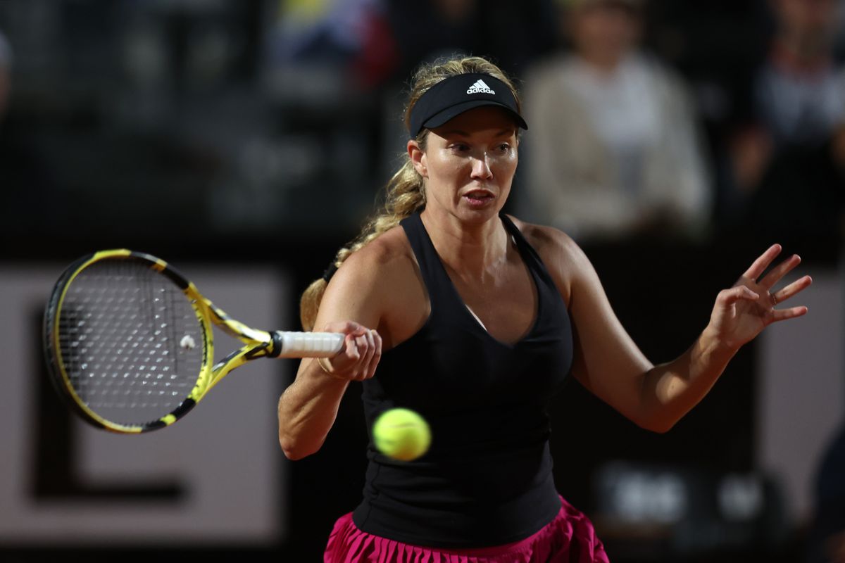 Simona Halep, eliminată în turul 2 de la Roma » Collins s-a impus în două seturi