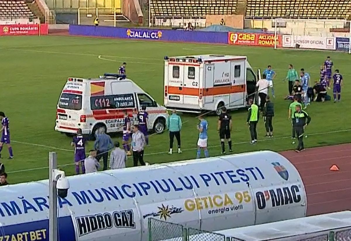 Panică la Pitești » Ambele ambulanțe au intrat pe gazon, după ciocnirea violentă dintre Miguel și Lopes