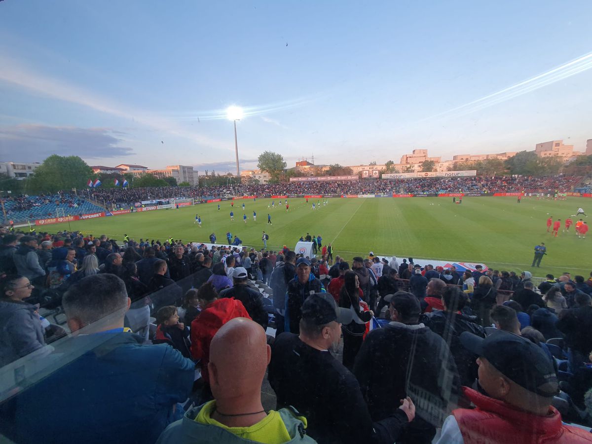 „Revelionul” de la Galați a ținut doar 5 minute » Sărbătoarea din startul meciului a fost stricată de Dinamo