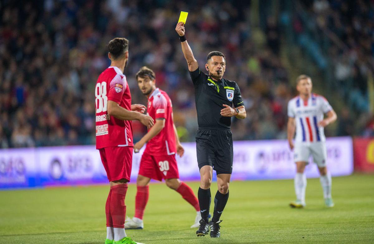 Burcă nu renunță la promovare și a început derby-ul cu Steaua: „A fost acea regie, prezența ei nu se justifică!”