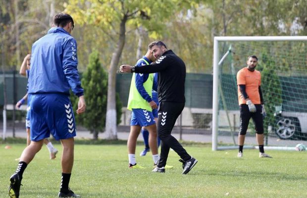 După Miriuță, potopul » Clubul i-a găsit înlocuitor, dar anunță un alt gen de proiect: „Nu vor mai fi salariile din acest sezon, ăsta e obiectivul”