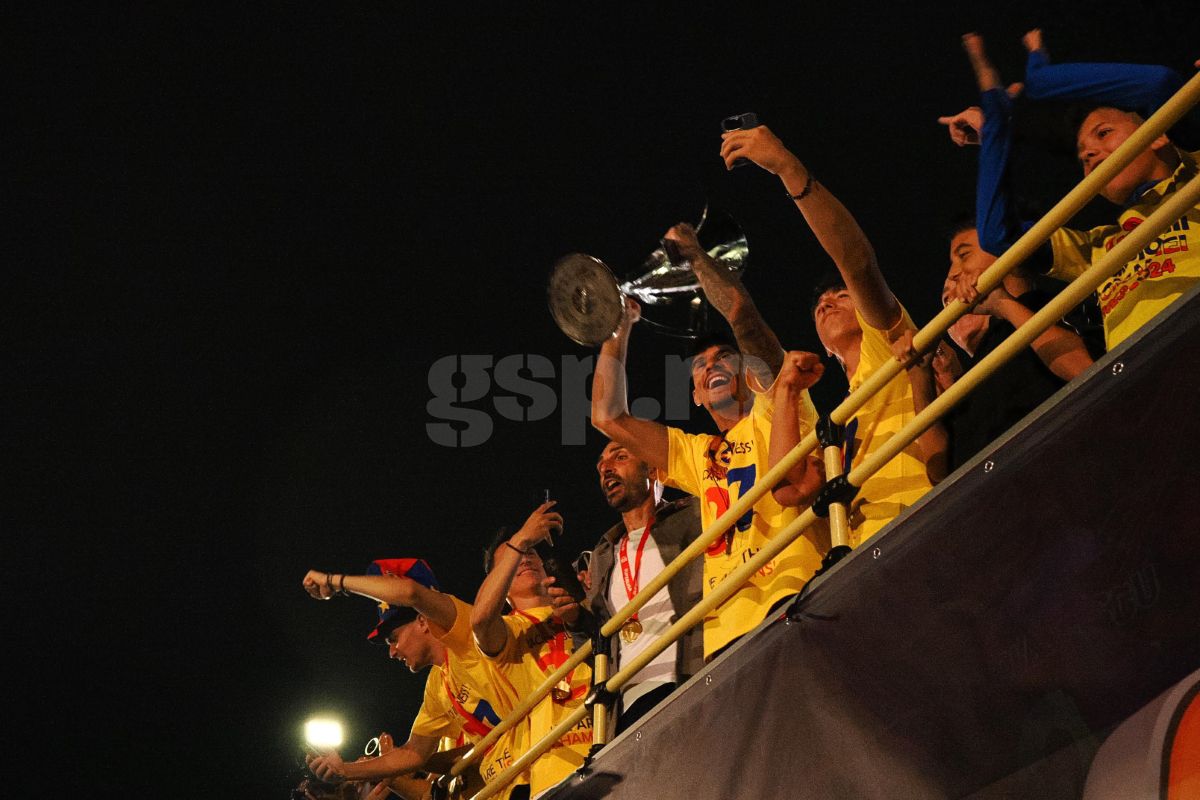 FCSB, sărbătoare la Ateneu » Mii de oameni au scandat alături de Olaru, Coman și compania: „București, Steaua București!”