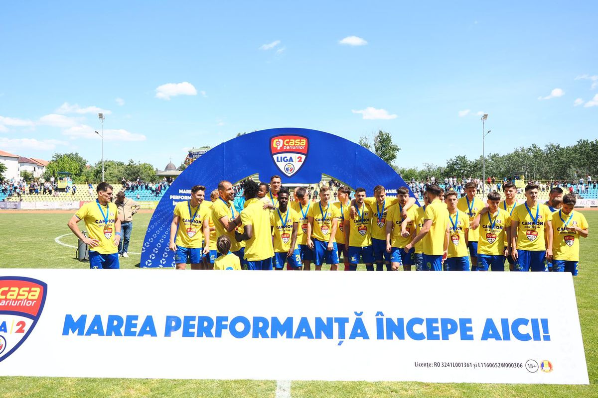 Unirea Slobozia a câștigat Liga 2. Imagini de la festivitatea de premiere