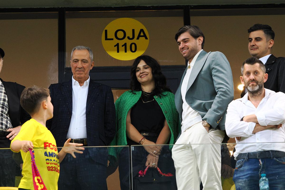 Gestul lui Gigi Becali, imediat după FCSB - CFR Cluj » Ce a făcut la tribuna oficială