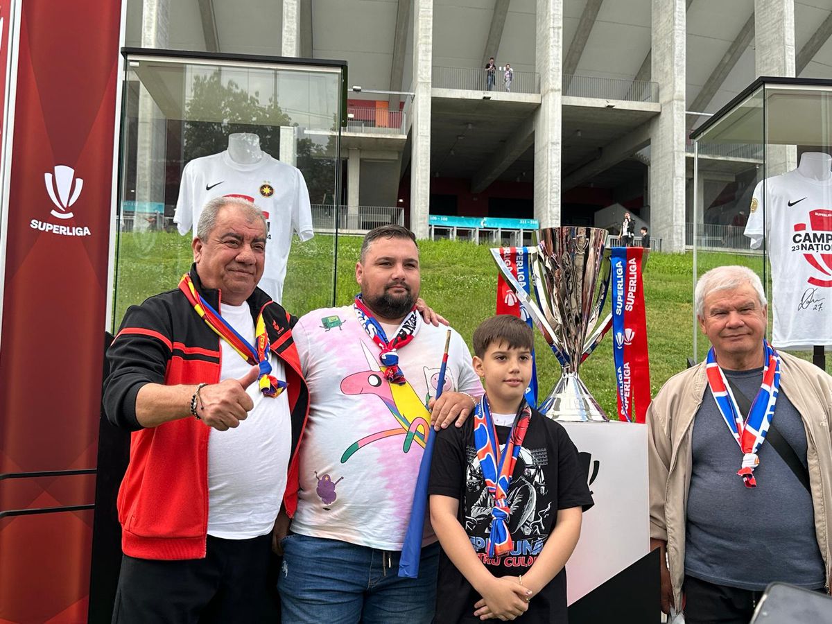 Cum arată trofeul pe care-l va primi FCSB » Fanii stau la coadă pentru a se fotografia cu el, la Arena Națională