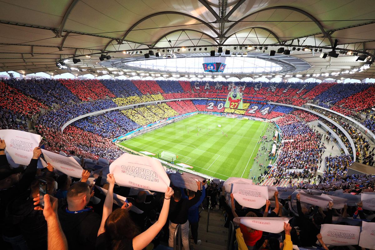 Scenografie spectaculoasă în FCSB - CFR Cluj