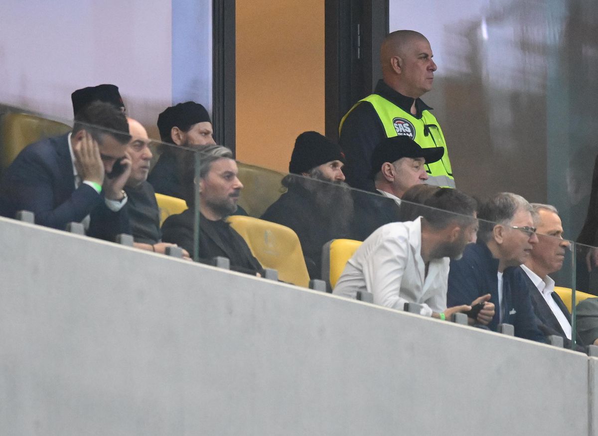 Gigi Becali a dezvăluit discuția avută cu soția sa înainte de sărbătoarea de titlu de pe Arena Națională: „Luminița, Luminița”