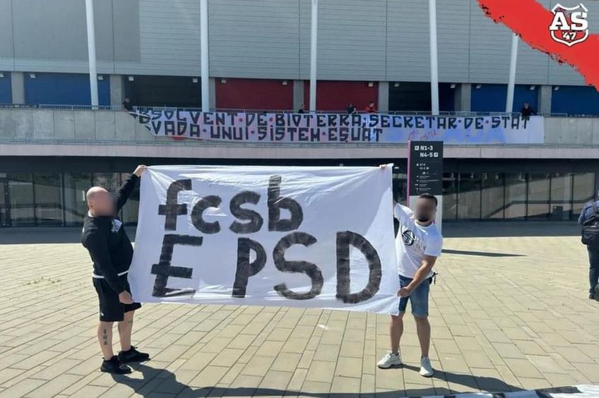 Suporterii de la CSA Steaua au protestat împotriva lui Gigi Becali și a Partidului Social Democrat, la ultimul meci al sezonului, 2-0 cu Concordia Chiajna.