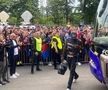 Party pe gazon! TOȚI jucătorii de la FCSB s-au îmbrăcat de gală: Chiricheș și Ngezana au ieșit în evidentă + Mesajul de pe tricoul lui MM Stoica
