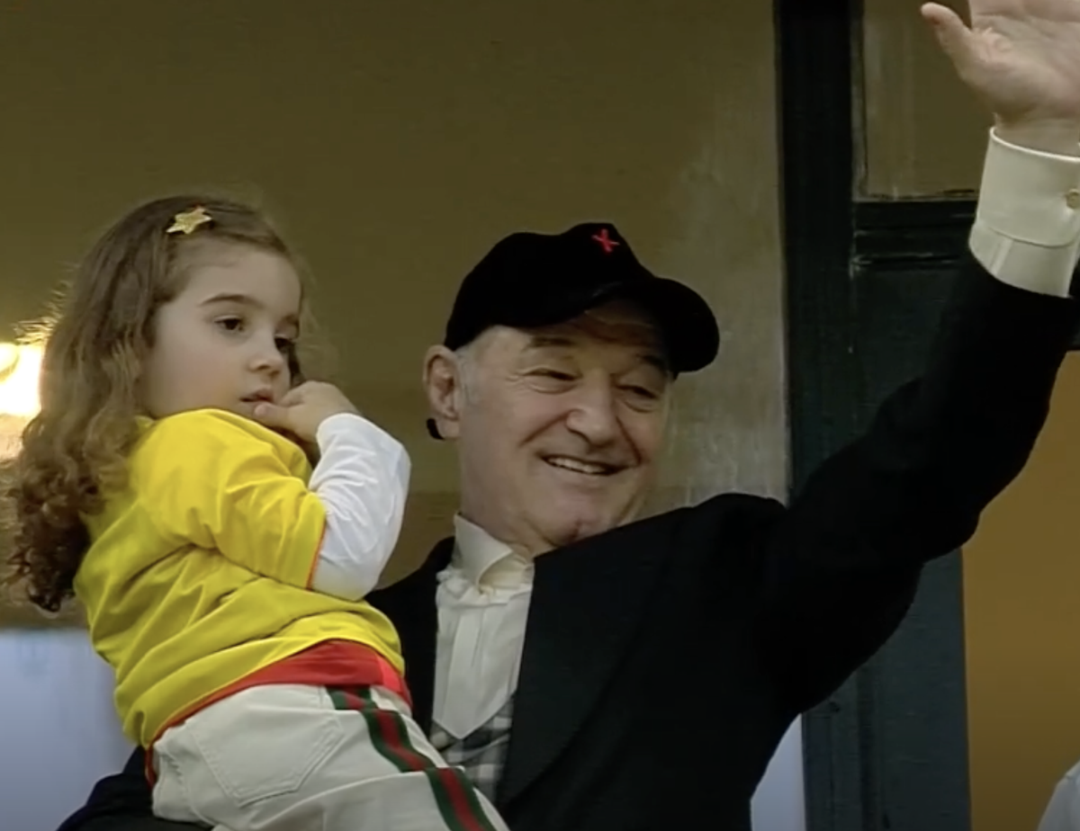 Cum îl tratează Gigi Becali pe cel mai VECHI jucător al roș-albaștrilor: „Ce să fac cu el? Noi vrem să jucăm în Champions League”