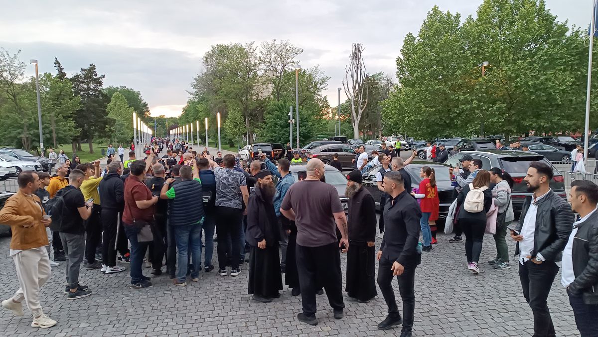 Cum îl tratează Gigi Becali pe cel mai VECHI jucător al roș-albaștrilor: „Ce să fac cu el? Noi vrem să jucăm în Champions League”