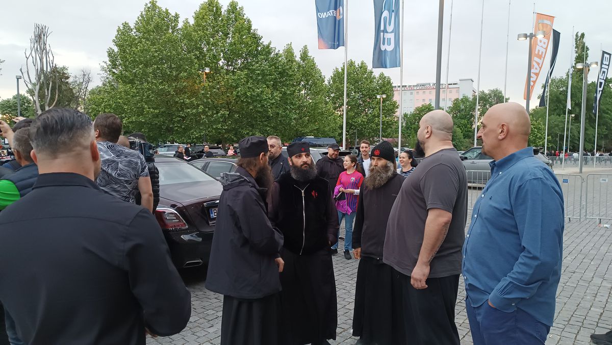 Gigi Becali a dezvăluit discuția avută cu soția sa înainte de sărbătoarea de titlu de pe Arena Națională: „Luminița, Luminița”