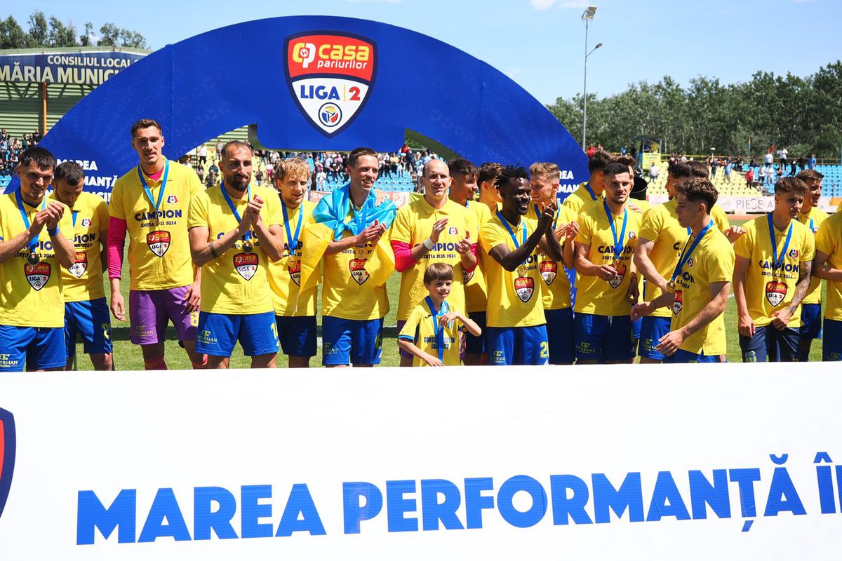 Unirea Slobozia a câștigat Liga 2. Imagini de la festivitatea de premiere