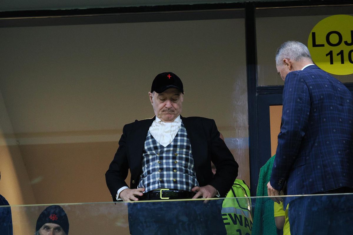 Gestul făcut de Gigi Becali imediat după FCSB - CFR Cluj